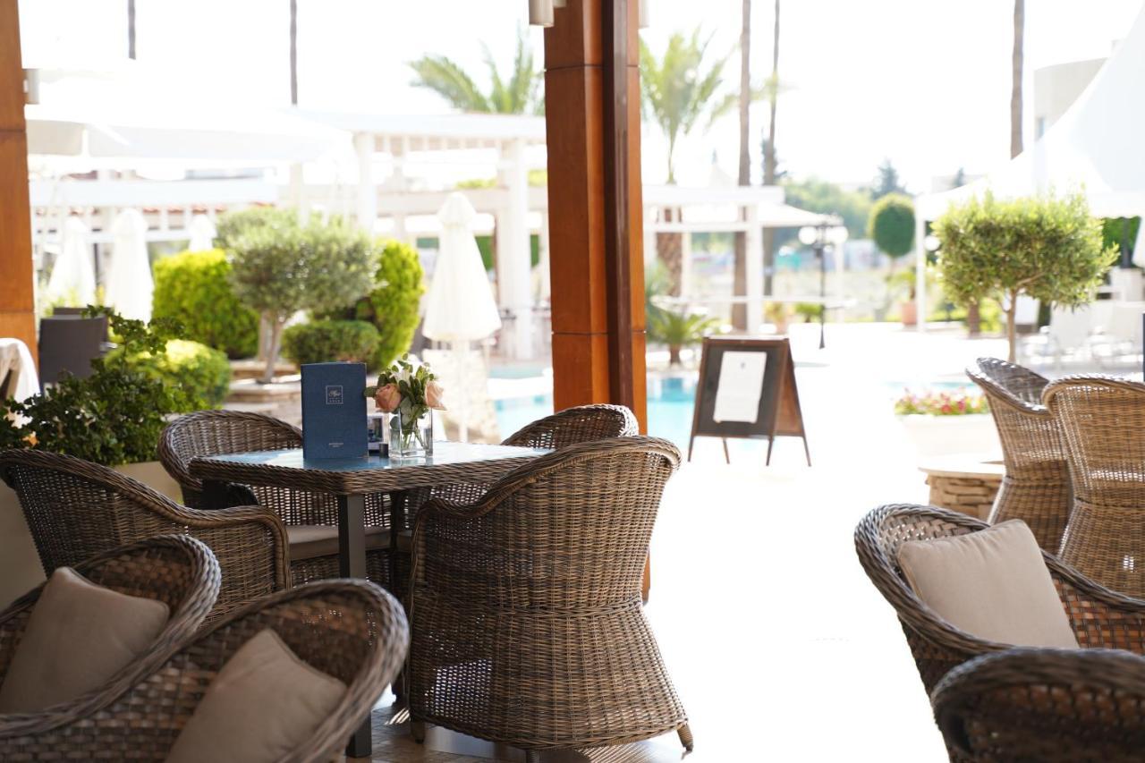 Ajax Hotel Limassol Ngoại thất bức ảnh