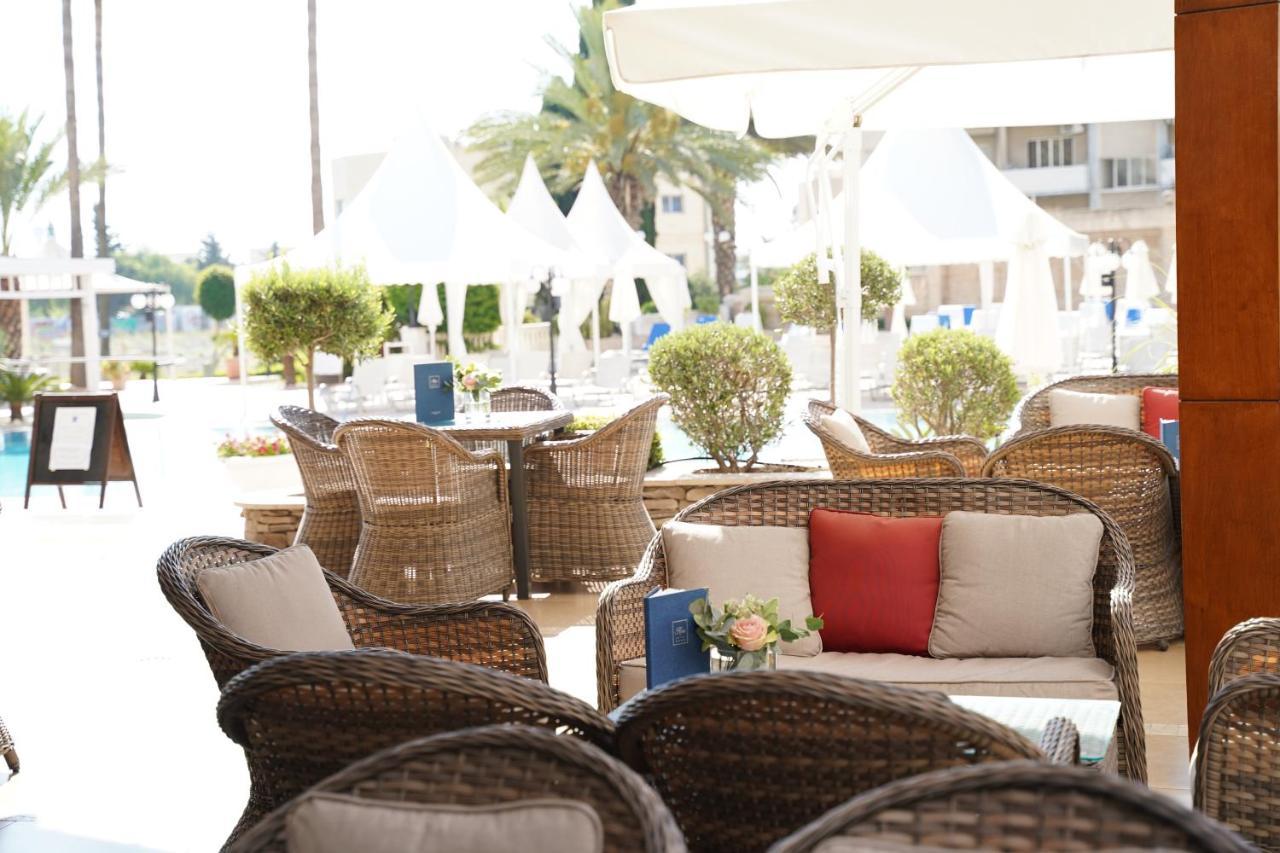 Ajax Hotel Limassol Ngoại thất bức ảnh