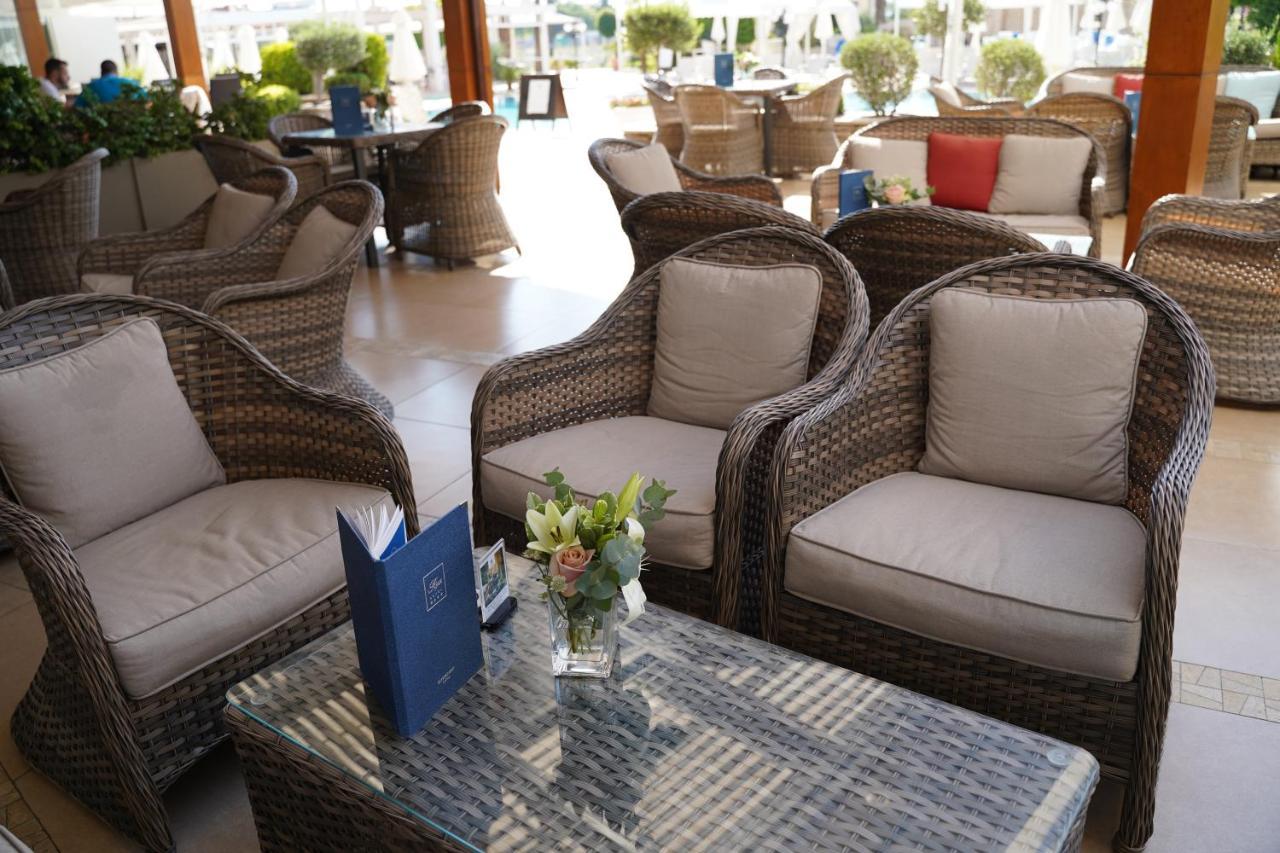 Ajax Hotel Limassol Ngoại thất bức ảnh